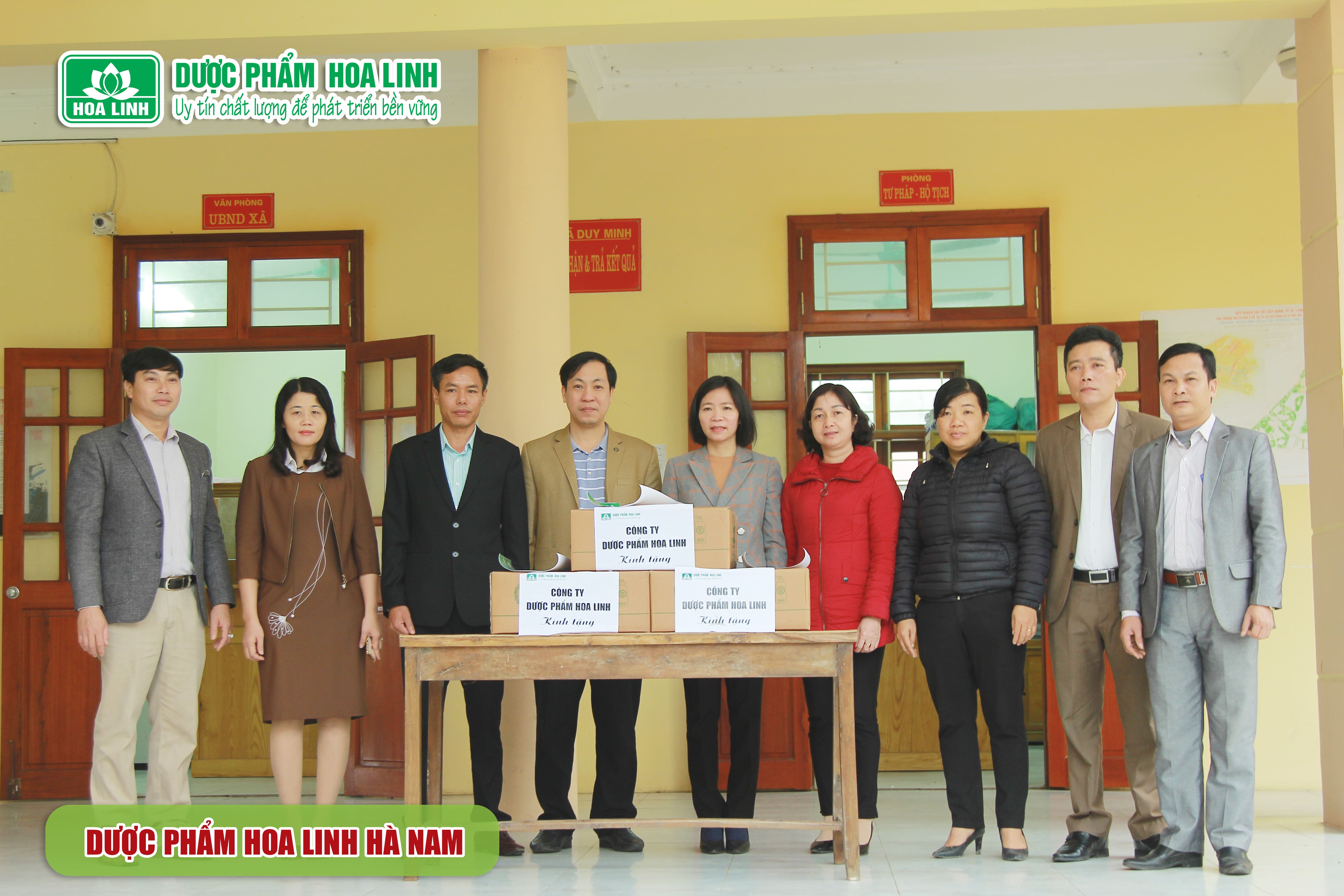 Dược phẩm Hoa Linh tặng sản phẩm Nước rửa tay cho trường Mầm non, Tiểu học, THCS Duy Minh – Hà Nam