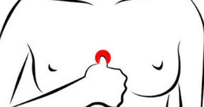 Bấm huyệt Đản Trung trị ho